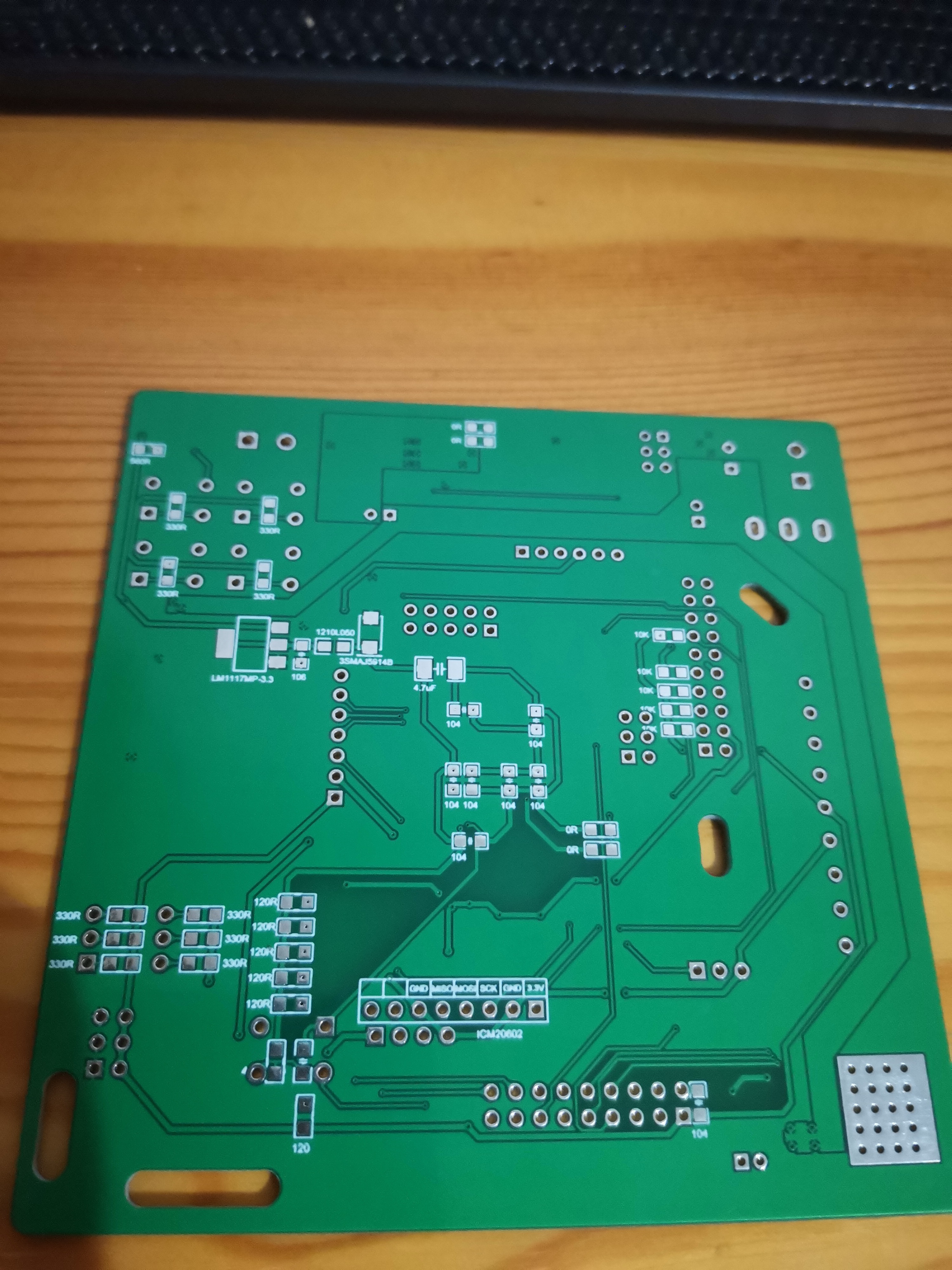 PCB反面